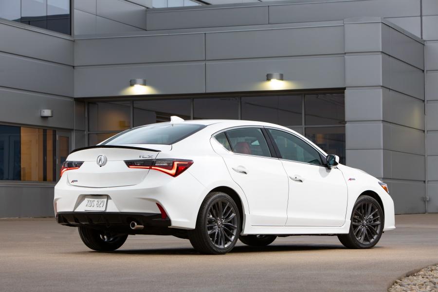  Acura ILX A-Spec 2018 года  (фото 46 из 52)
